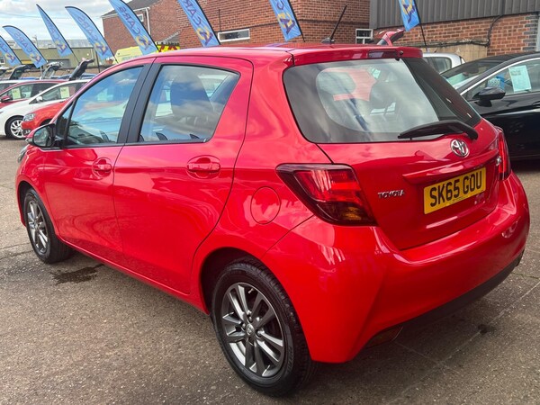 Used Toyota Yaris 2015 for sale - 76072507: Photo 16