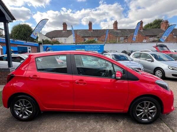 Used Toyota Yaris 2015 for sale - 76072507: Photo 33