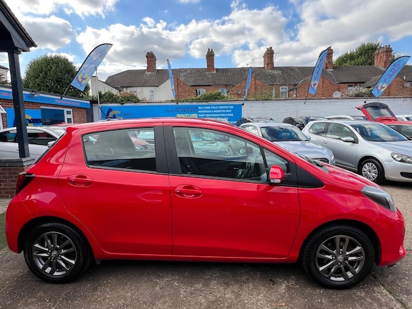 Used Toyota Yaris 2015 for sale - 76072507: Photo 41