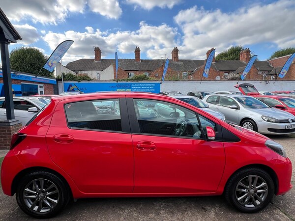 Used Toyota Yaris 2015 for sale - 76072507: Photo 8