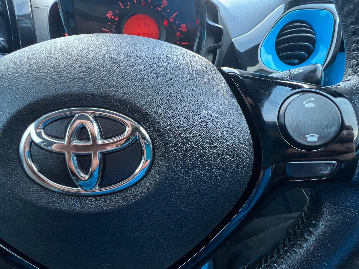 Used Toyota AYGO 2015 for sale - 76832334: Photo 24