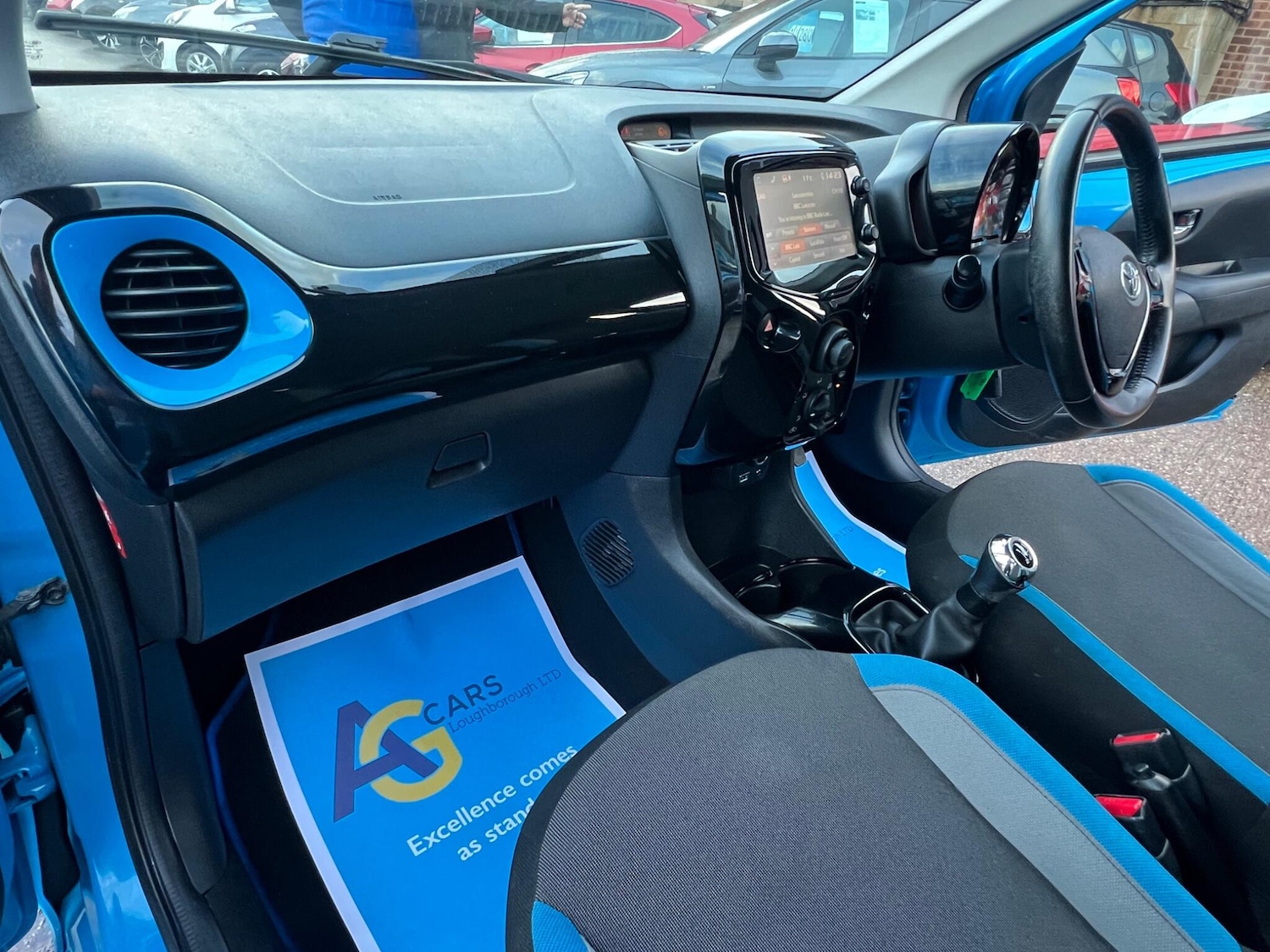 Used Toyota AYGO 2015 for sale - 76832334: Photo 41