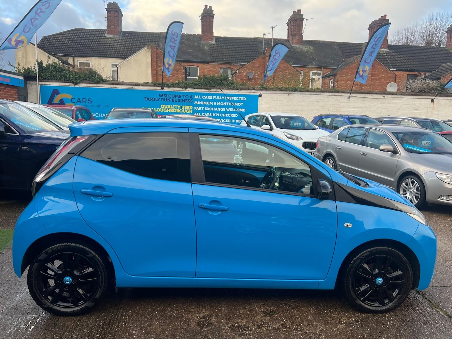 Used Toyota AYGO 2015 for sale - 76832334: Photo 48