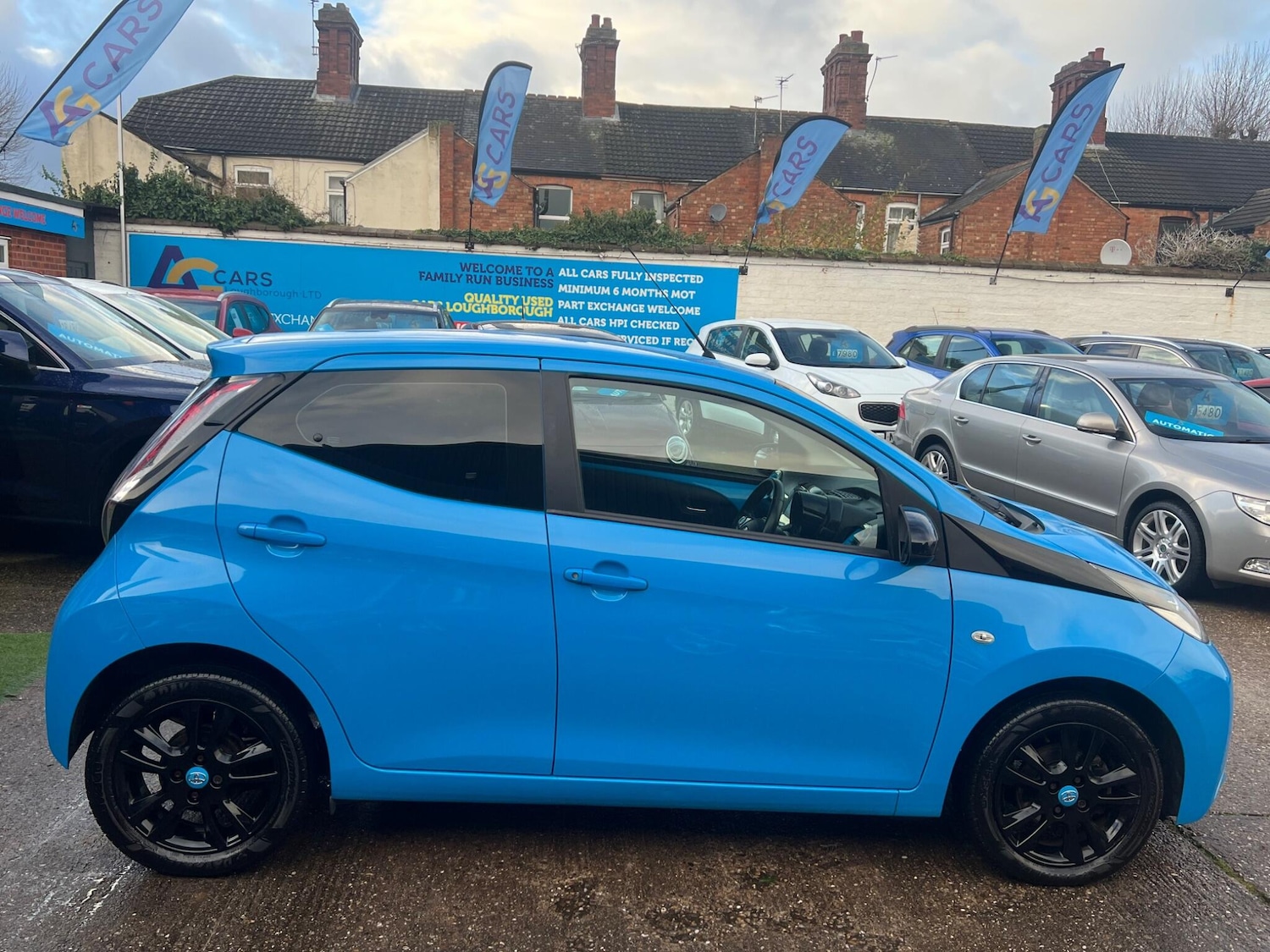 Used Toyota AYGO 2015 for sale - 76832334: Photo 52