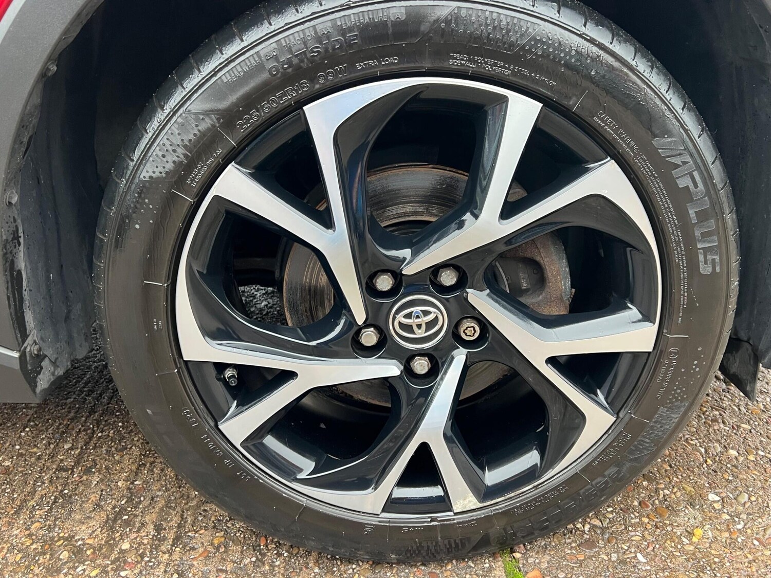 Used Toyota C-HR 2019 for sale - 76964829: Photo 76