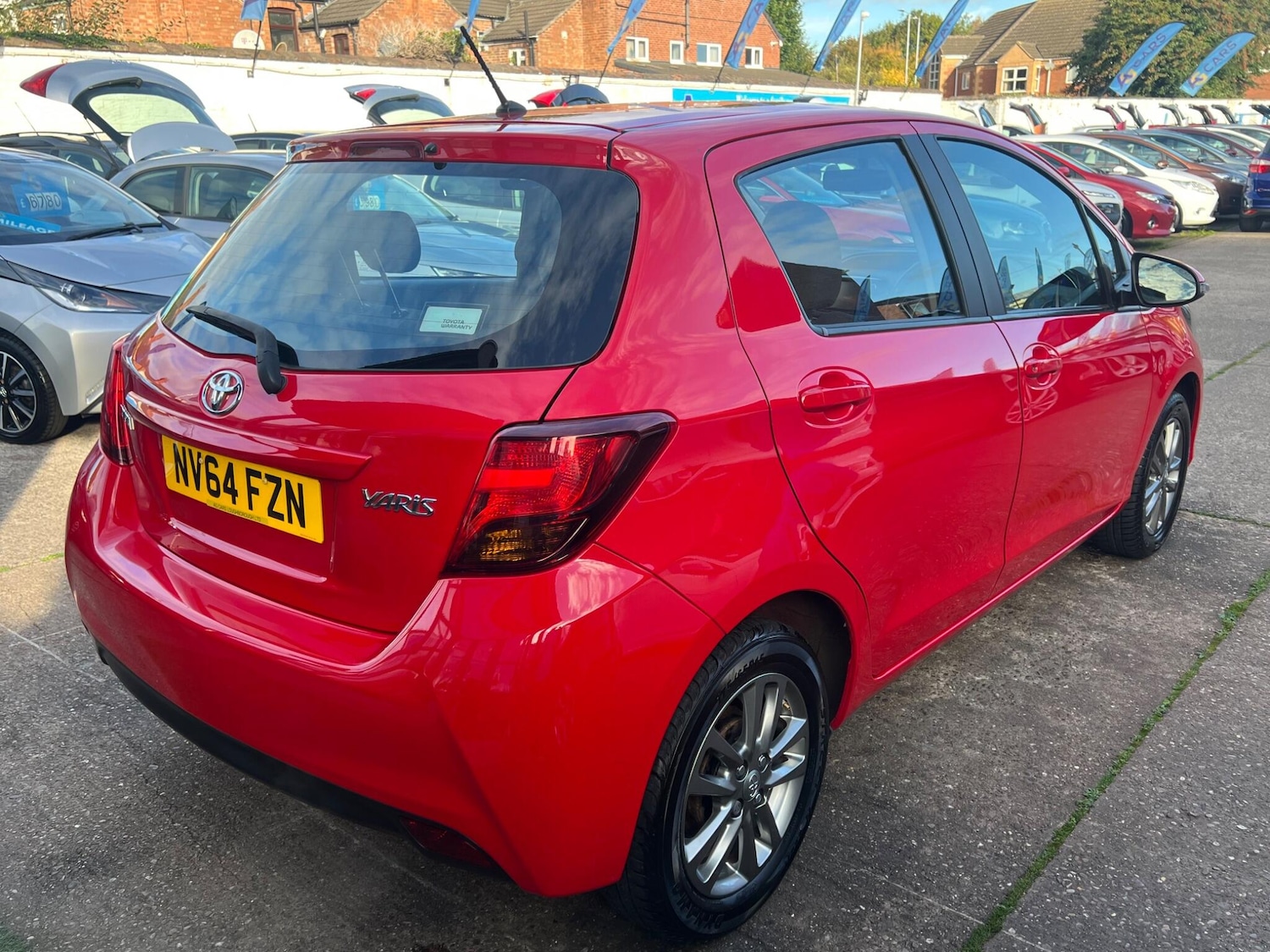 Used Toyota Yaris for sale - 76992837: Photo 10