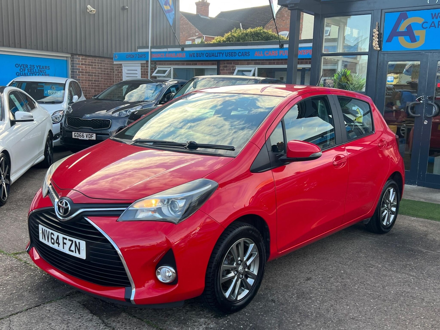 Used Toyota Yaris for sale - 76992837: Photo 19