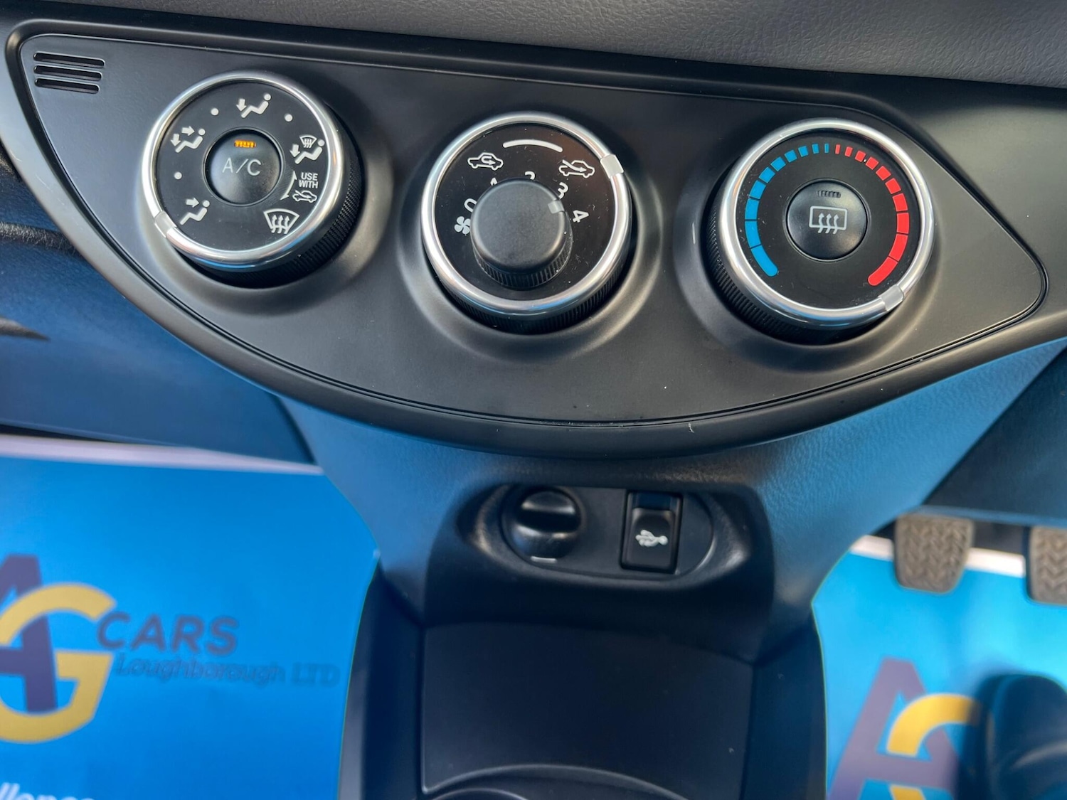 Used Toyota Yaris for sale - 76992837: Photo 29