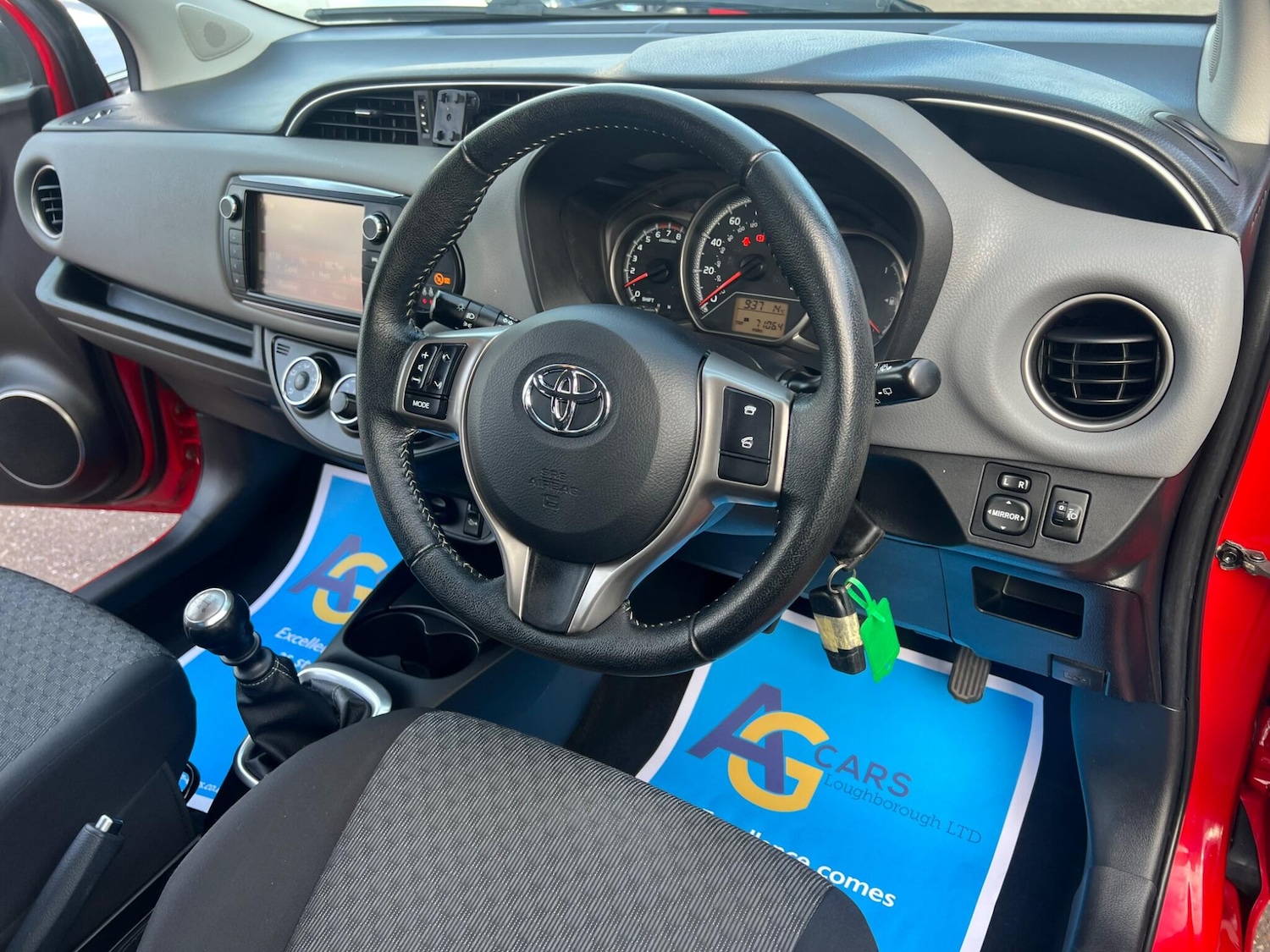 Used Toyota Yaris for sale - 76992837: Photo 3