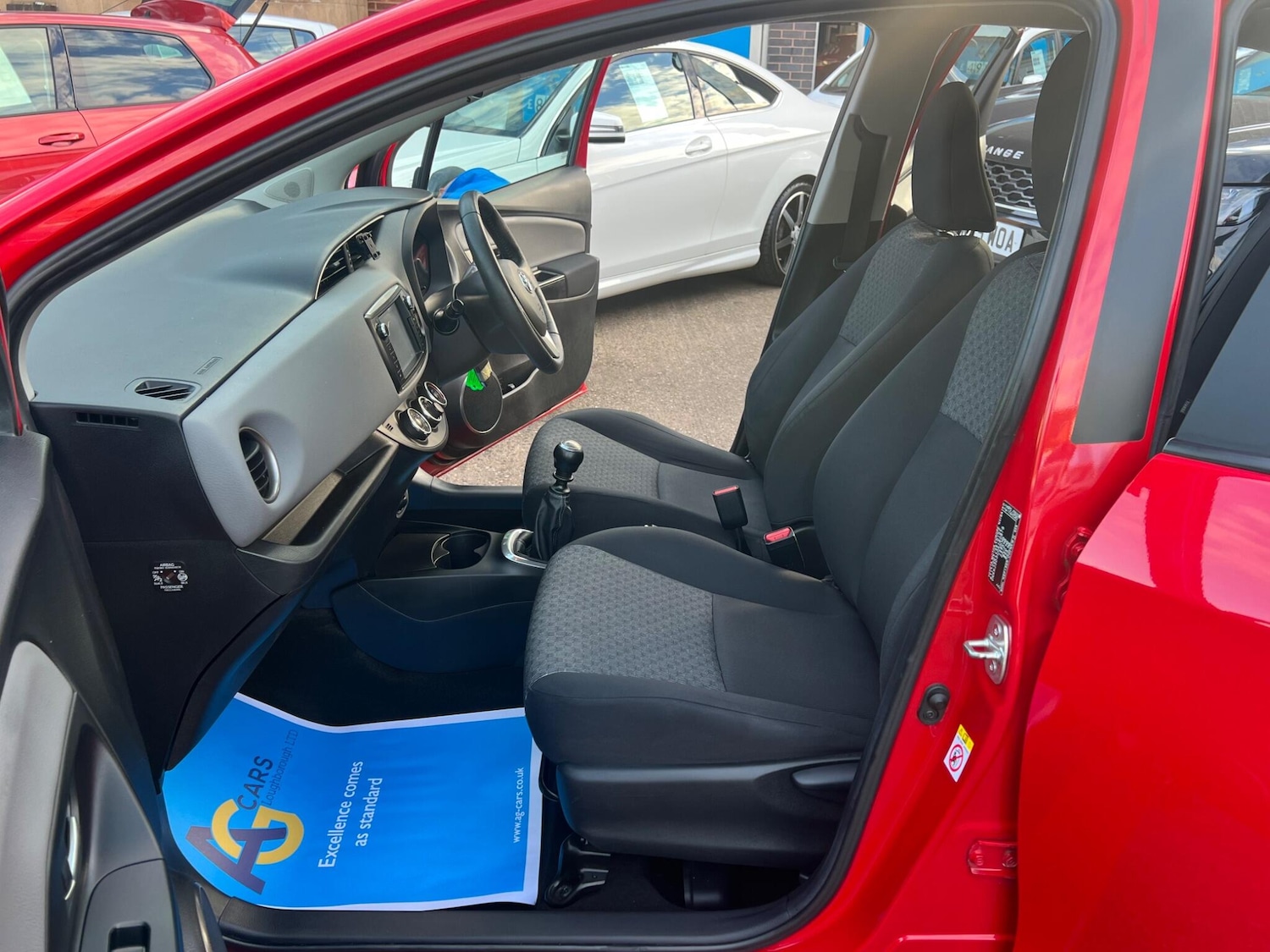 Used Toyota Yaris for sale - 76992837: Photo 4