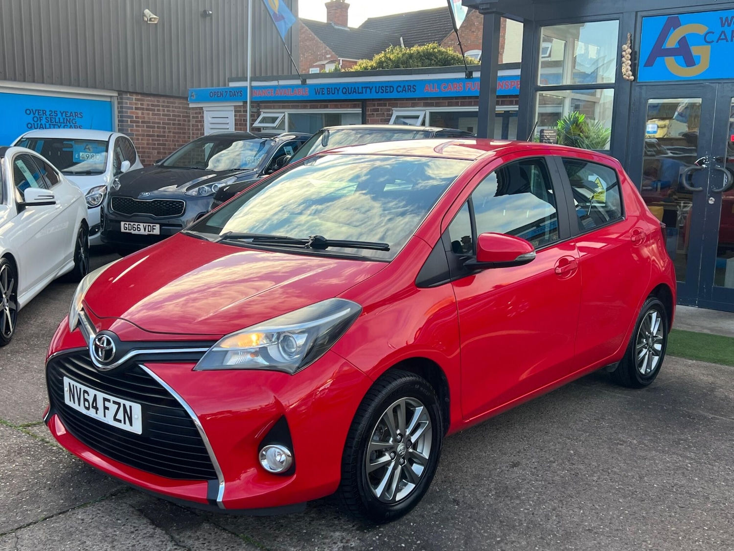 Used Toyota Yaris for sale - 76992837: Photo 43