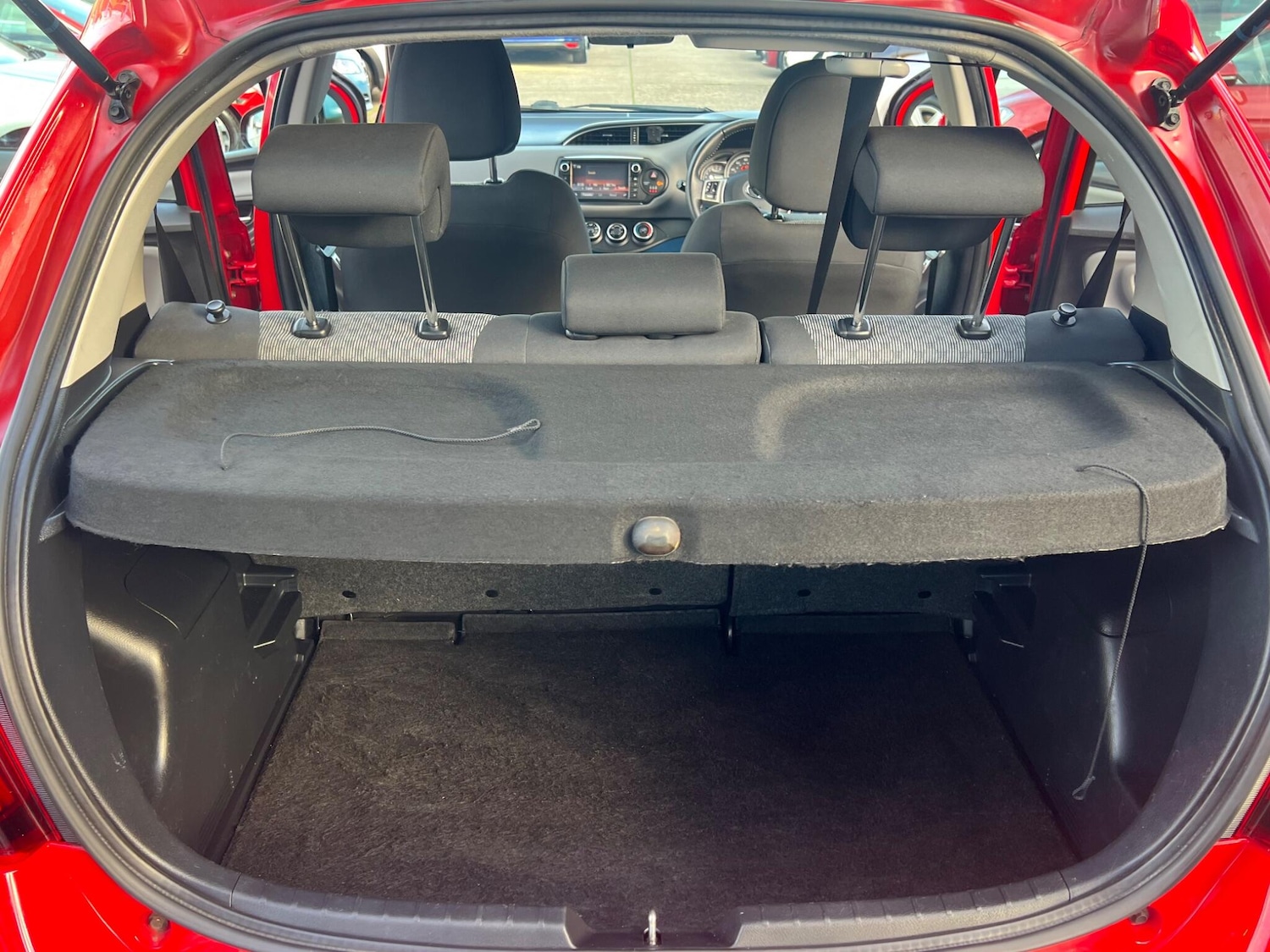 Used Toyota Yaris for sale - 76992837: Photo 60