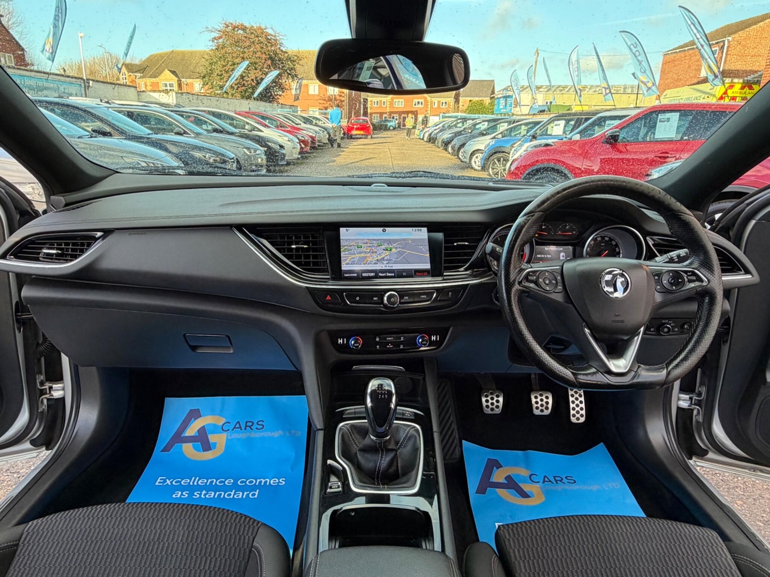 Used Vauxhall Insignia 2017 for sale - 77119871: Photo 2