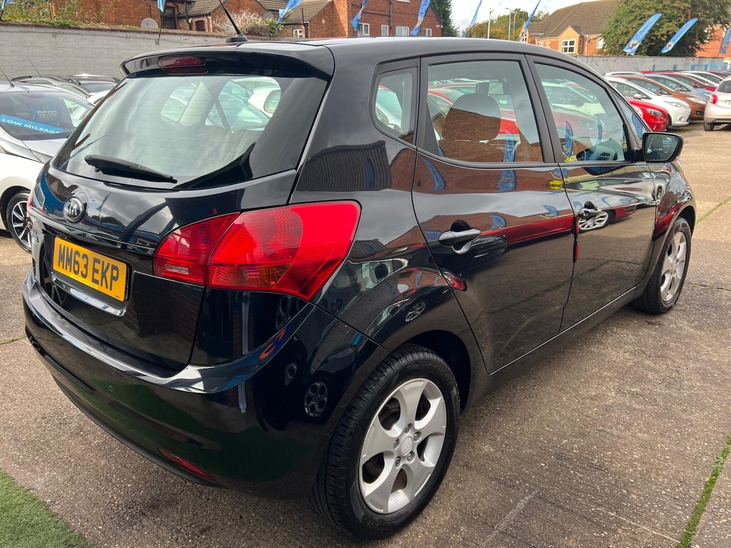 Used Kia Venga 2014 for sale - 76158386: Photo 15