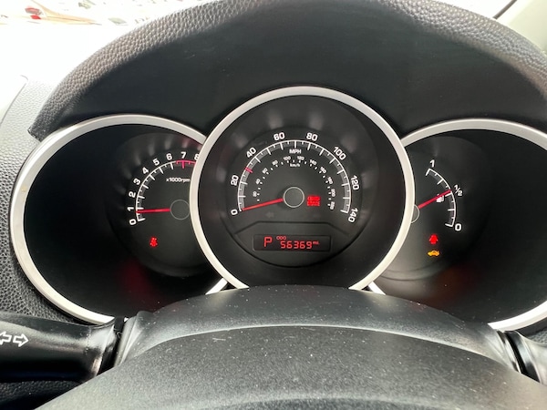 Used Kia Venga 2014 for sale - 76158386: Photo 21