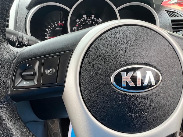 Used Kia Venga 2014 for sale - 76158386: Photo 23