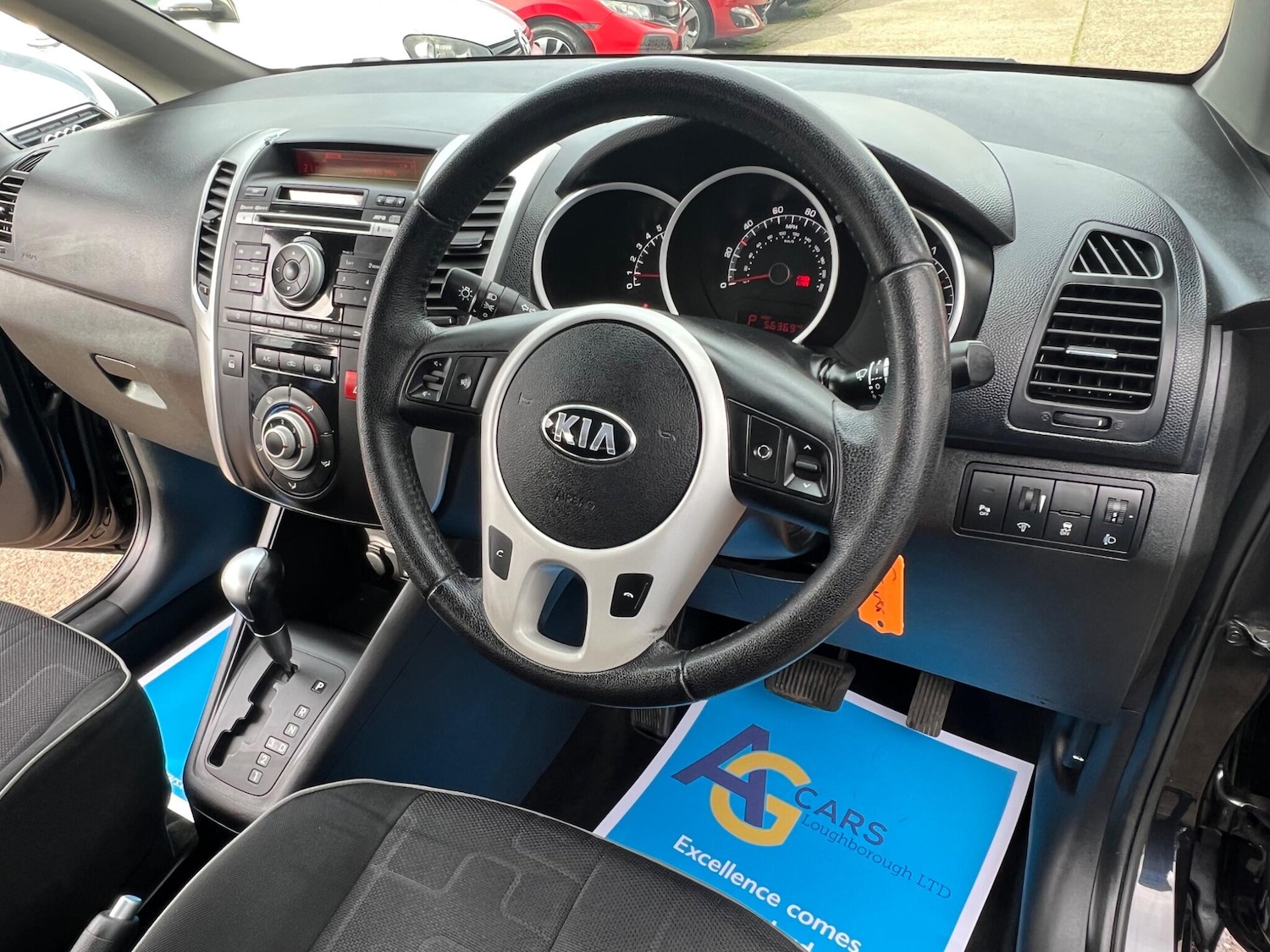 Used Kia Venga 2014 for sale - 76158386: Photo 3