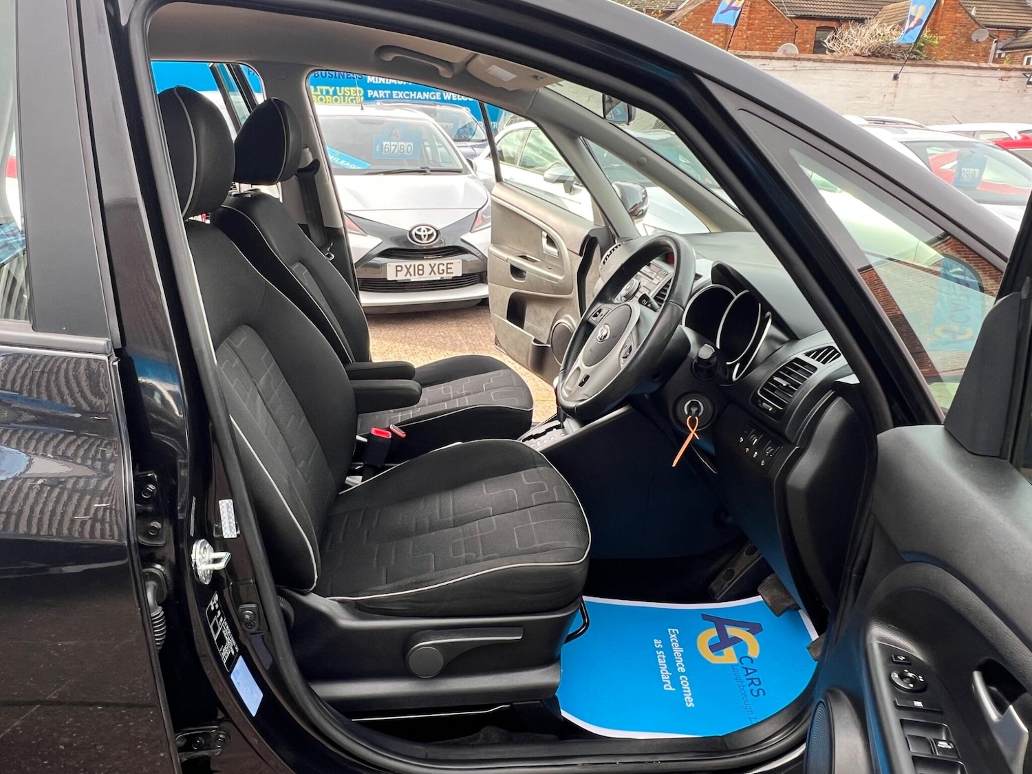 Used Kia Venga 2014 for sale - 76158386: Photo 31