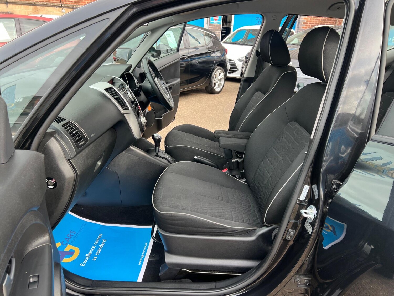 Used Kia Venga 2014 for sale - 76158386: Photo 34