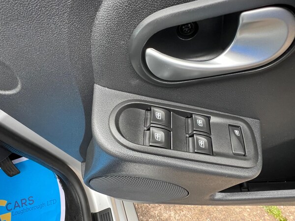 Used Dacia Duster 2018 for sale - 76240062: Photo 37