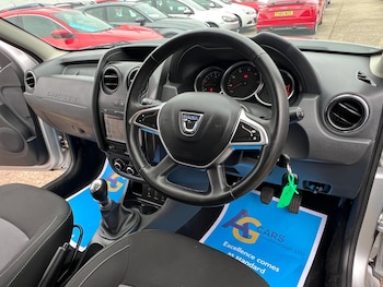 Used Dacia Duster 2018 for sale - 76240062: Photo 3