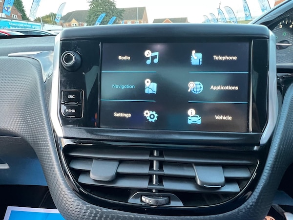 Used Peugeot 2008 2018 for sale - 76071806: Photo 27
