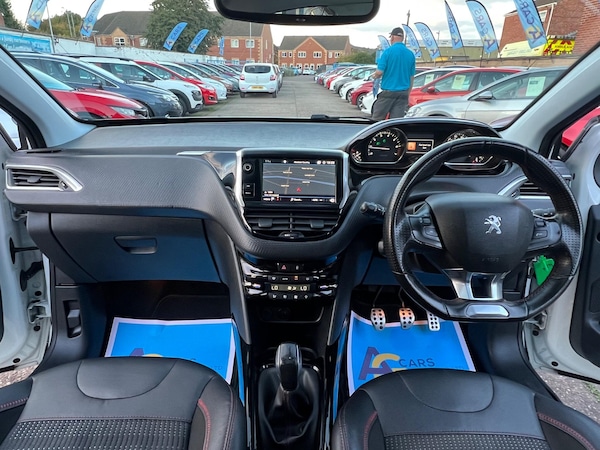 Used Peugeot 2008 2018 for sale - 76071806: Photo 32