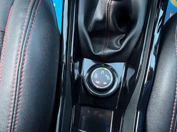Used Peugeot 2008 2018 for sale - 76071806: Photo 38