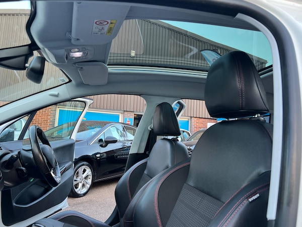 Used Peugeot 2008 2018 for sale - 76071806: Photo 41