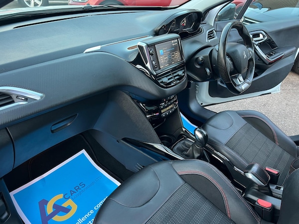 Used Peugeot 2008 2018 for sale - 76071806: Photo 42