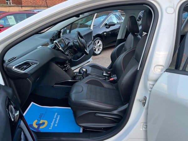 Used Peugeot 2008 2018 for sale - 76071806: Photo 4