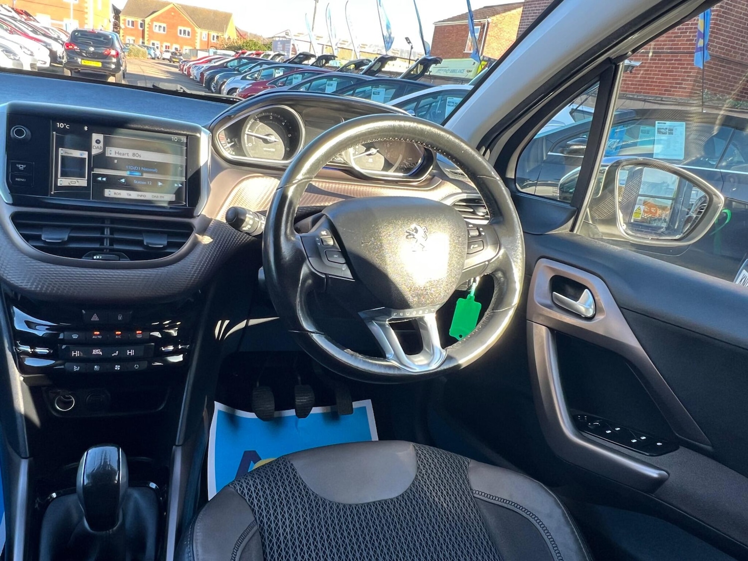 Used Peugeot 2008 2014 for sale - 76371380: Photo 25