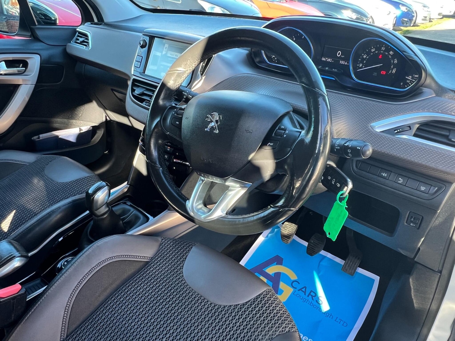 Used Peugeot 2008 2014 for sale - 76371380: Photo 35