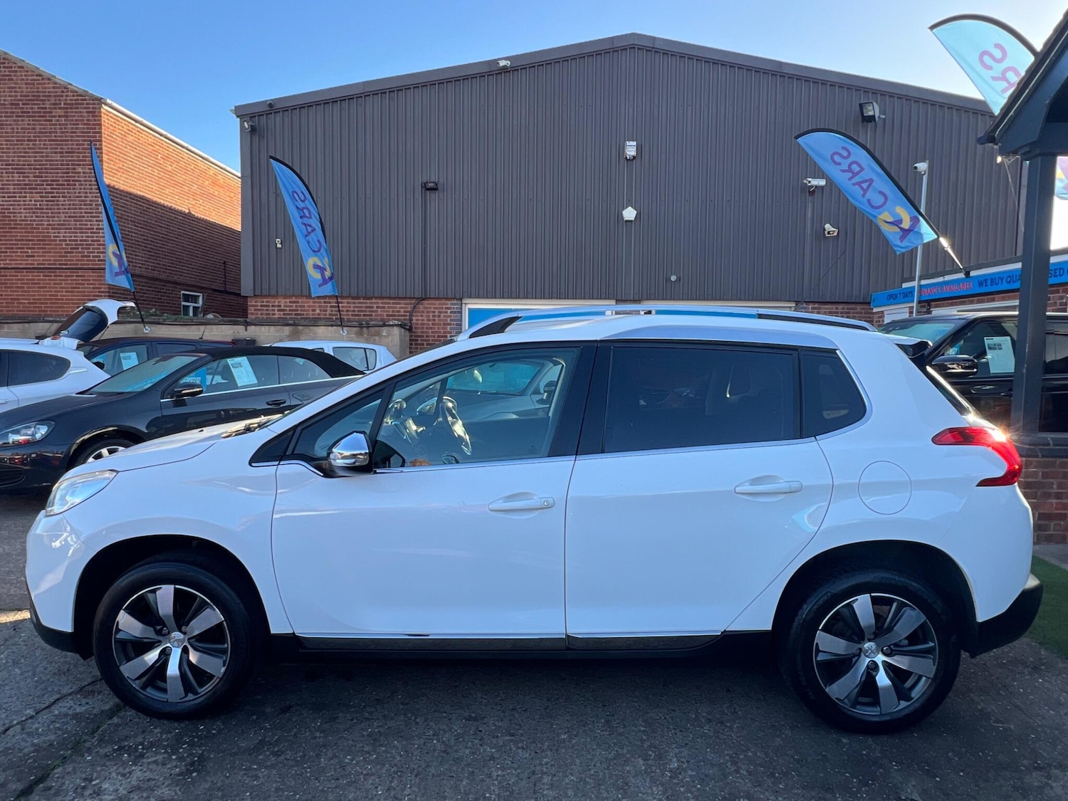 Used Peugeot 2008 2014 for sale - 76371380: Photo 9