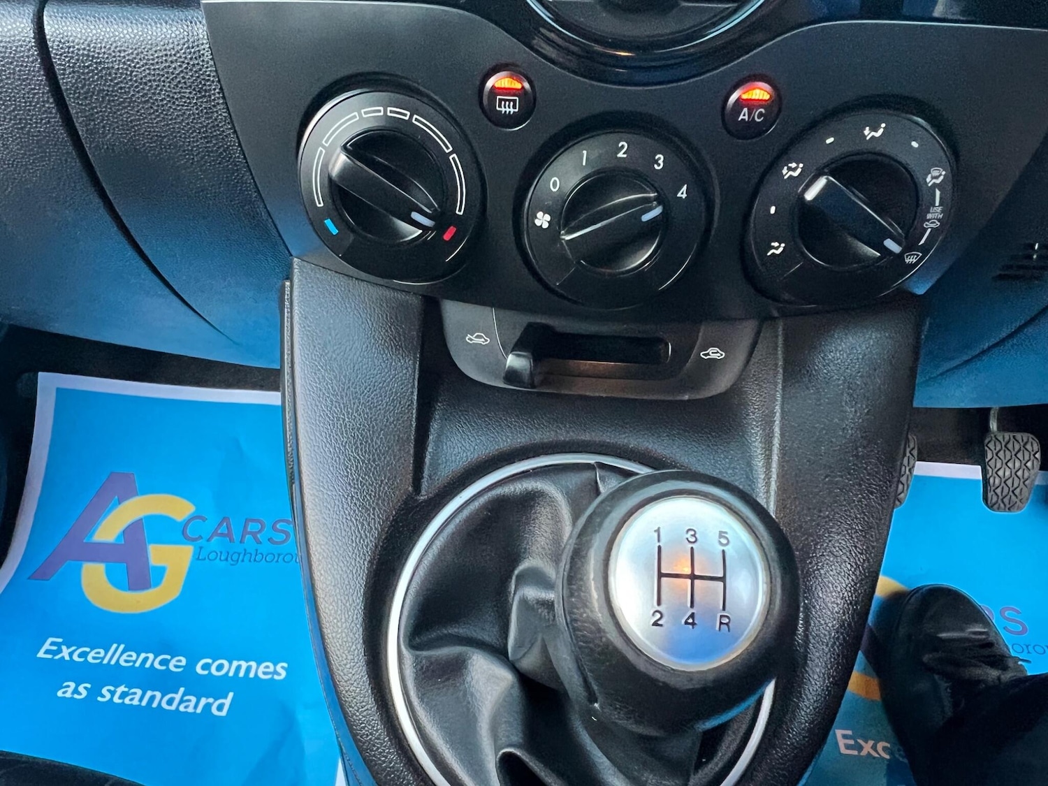 Used Mazda Mazda2 2011 for sale - 76780671: Photo 24