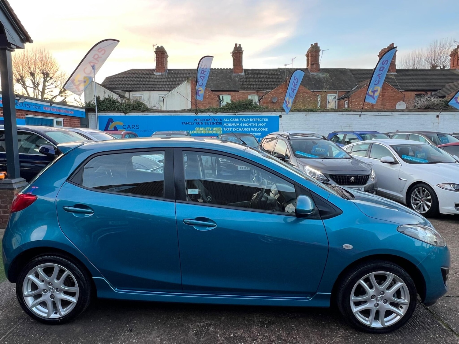 Used Mazda Mazda2 2011 for sale - 76780671: Photo 8