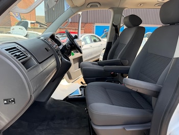 Used Volkswagen Caravelle 2012 for sale - 78741643: Photo