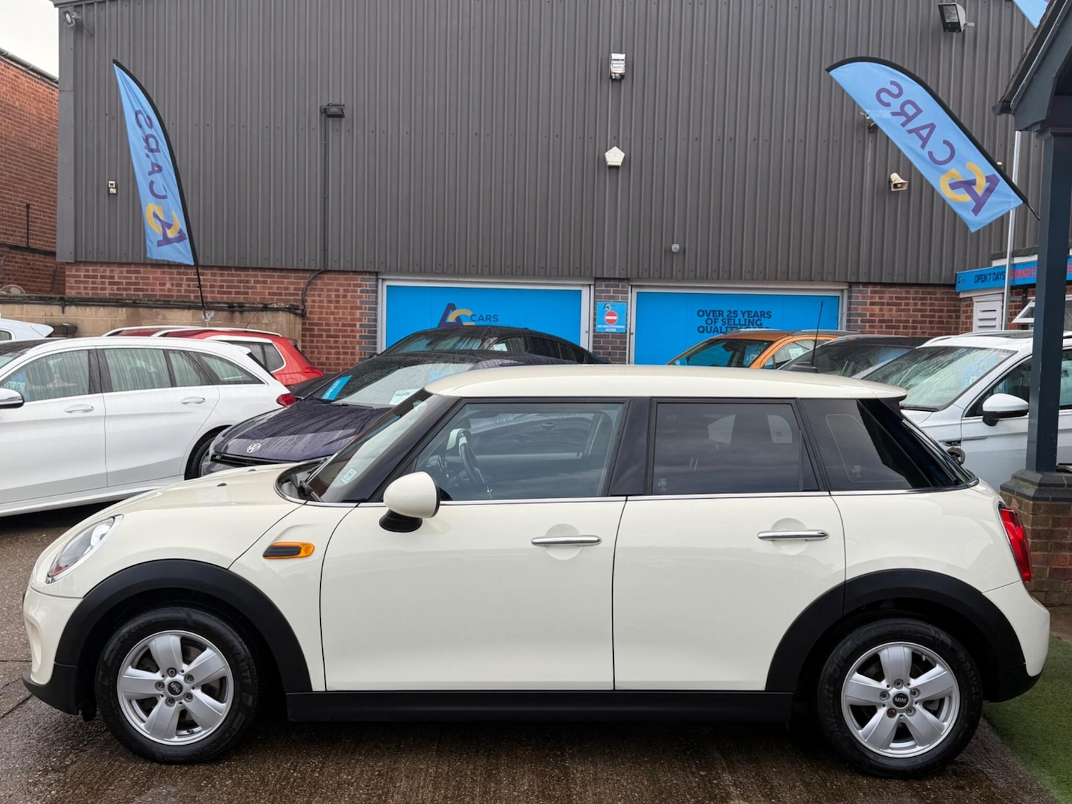 Used MINI Hatch 2015 for sale - 77625424: Photo 54