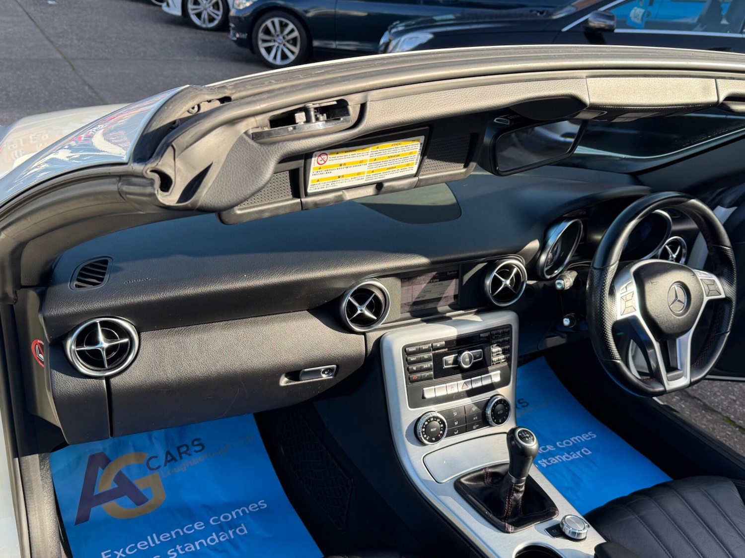 Used Mercedes-Benz SLK 2012 for sale - 77658201: Photo 2