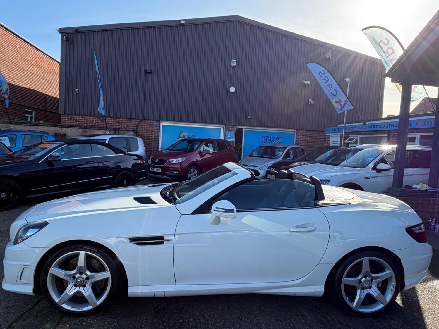 Used Mercedes-Benz SLK 2012 for sale - 77658201: Photo 8