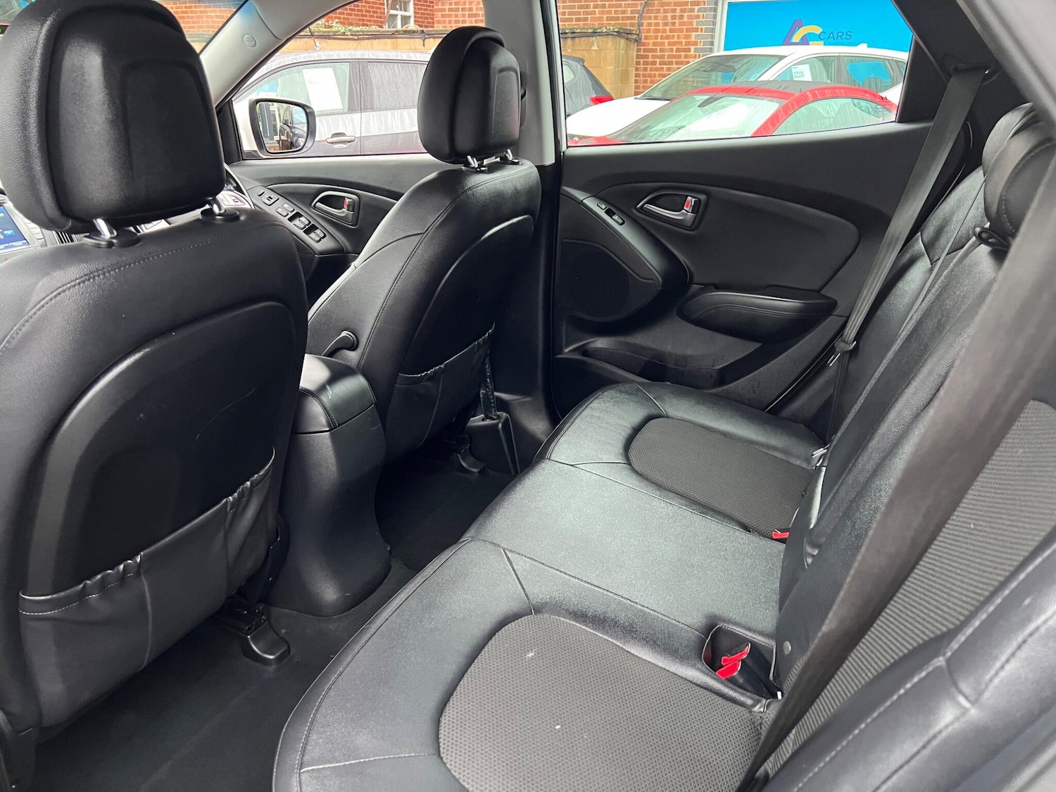 Used Hyundai Ix35 2014 for sale - 77028956: Photo 38