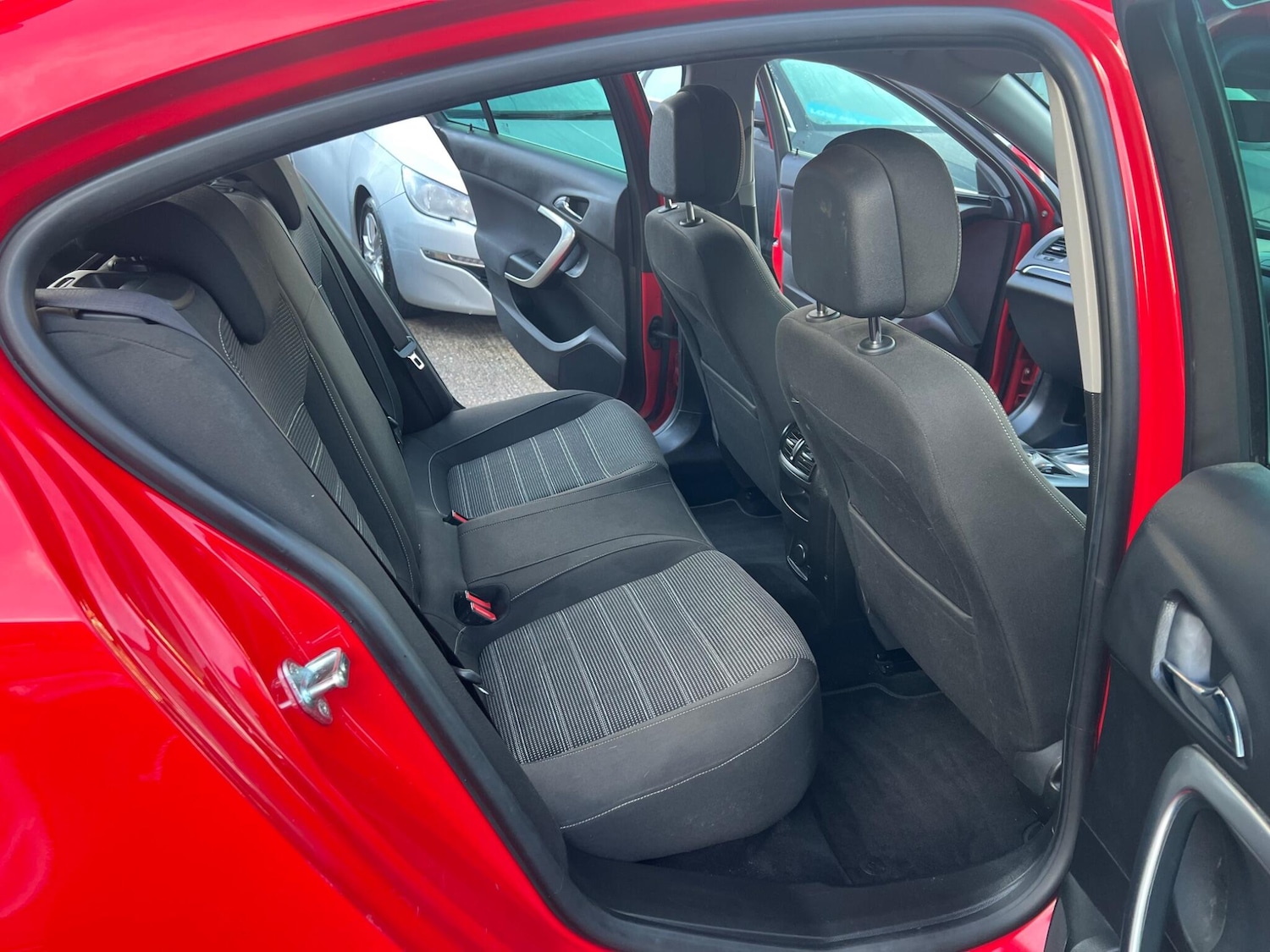 Used Vauxhall Insignia 2013 for sale - 76918502: Photo 34