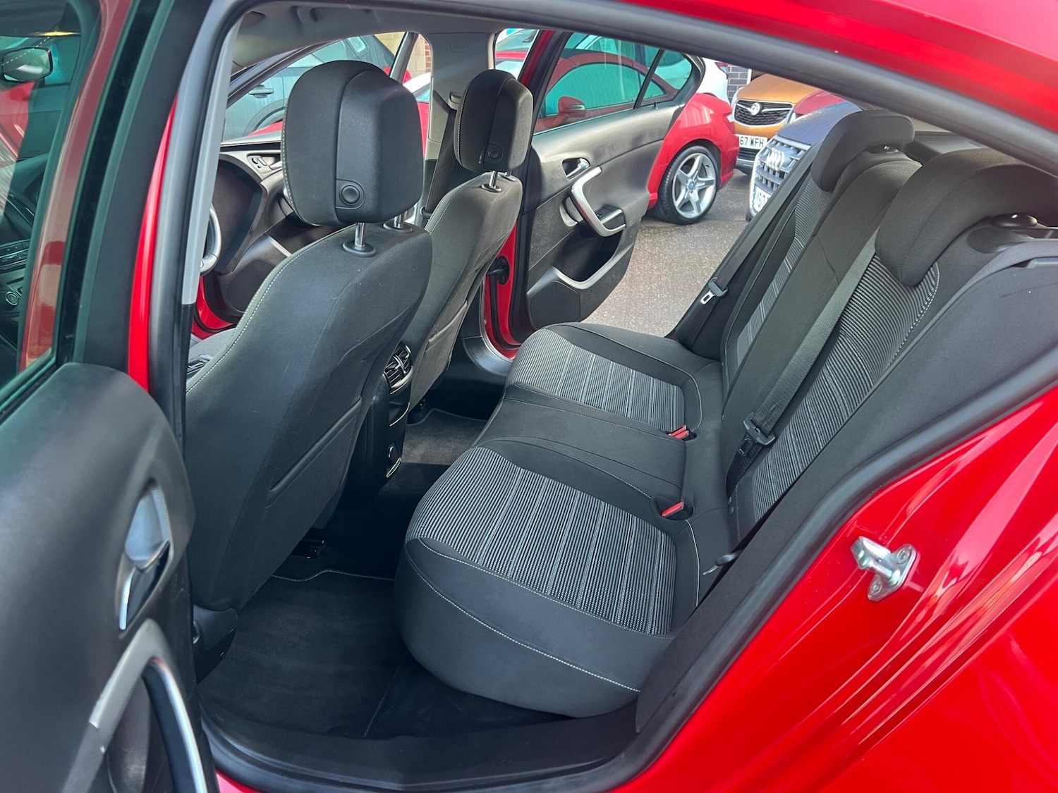 Used Vauxhall Insignia 2013 for sale - 76918502: Photo 5