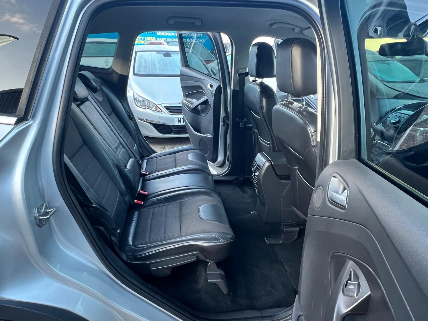 Used Ford Kuga 2013 for sale - 77001076: Photo 30