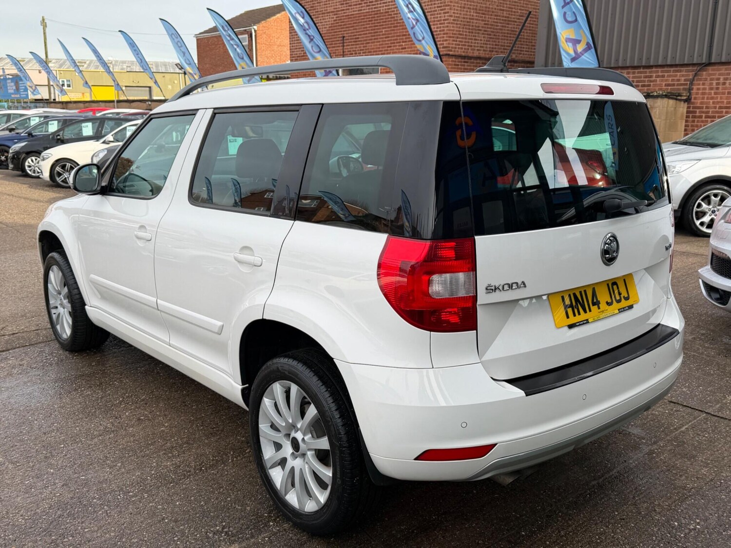 Used Skoda Yeti 2014 for sale - 77203075: Photo 12