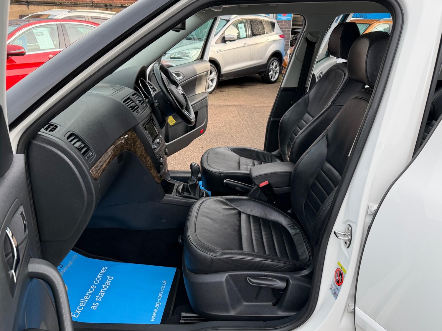 Used Skoda Yeti 2014 for sale - 77203075: Photo 4