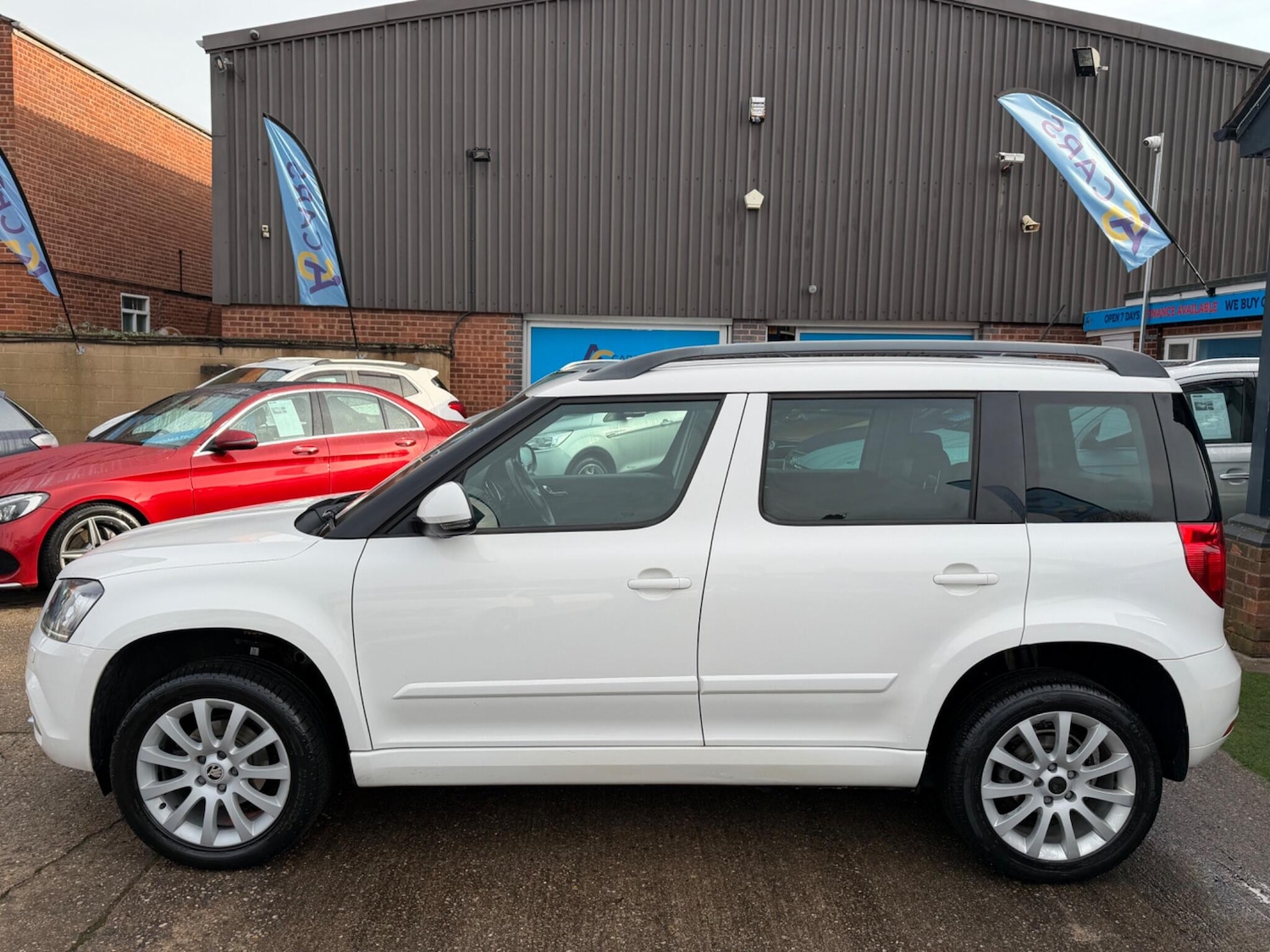 Used Skoda Yeti 2014 for sale - 77203075: Photo 53