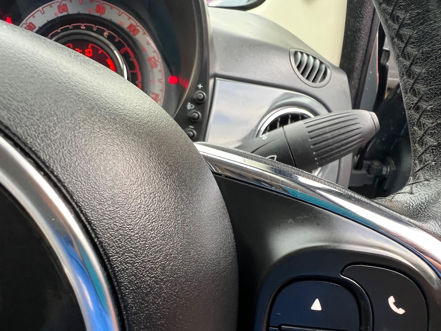 Used Fiat 500 2016 for sale - 76994489: Photo 28