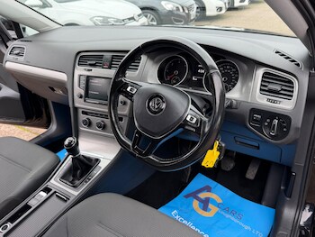 Used Volkswagen Golf 2015 for sale - 78086068: Photo