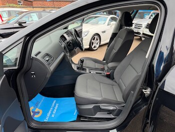 Used Volkswagen Golf 2015 for sale - 78086068: Photo